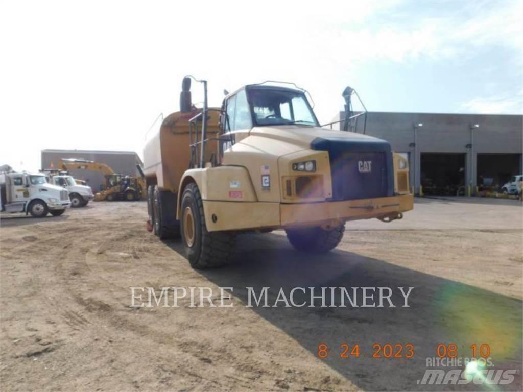 CAT 745C WT صهاريج مياه