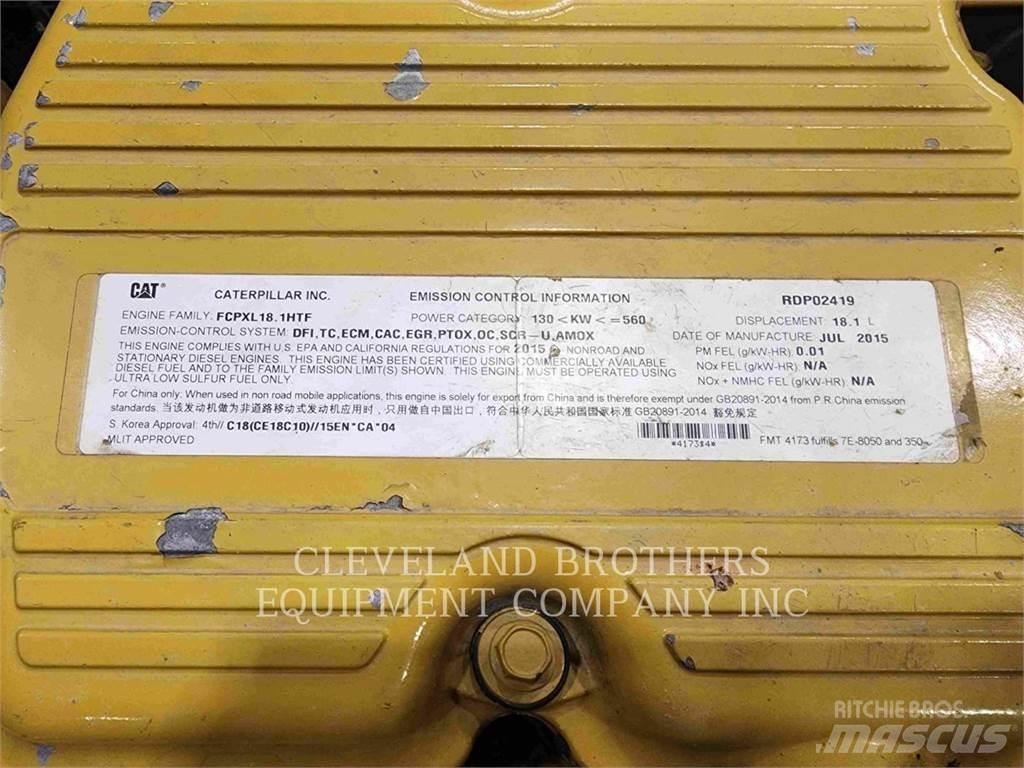 CAT 745C WW صهاريج مياه