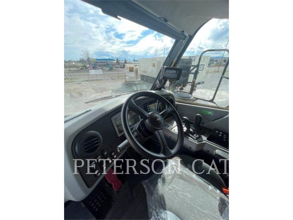 CAT 772G ملحقات خرسانة