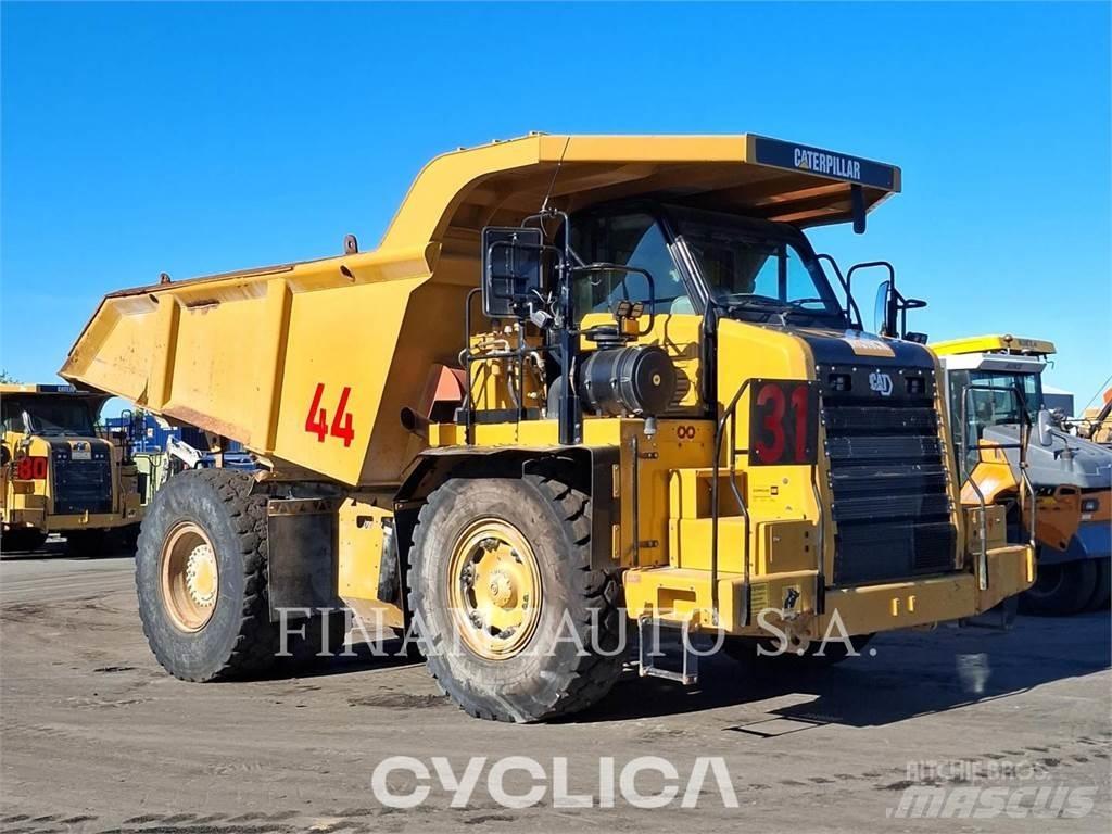 CAT 772G ساحبات مفصلية