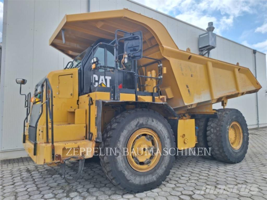 CAT 772G ساحبات مفصلية