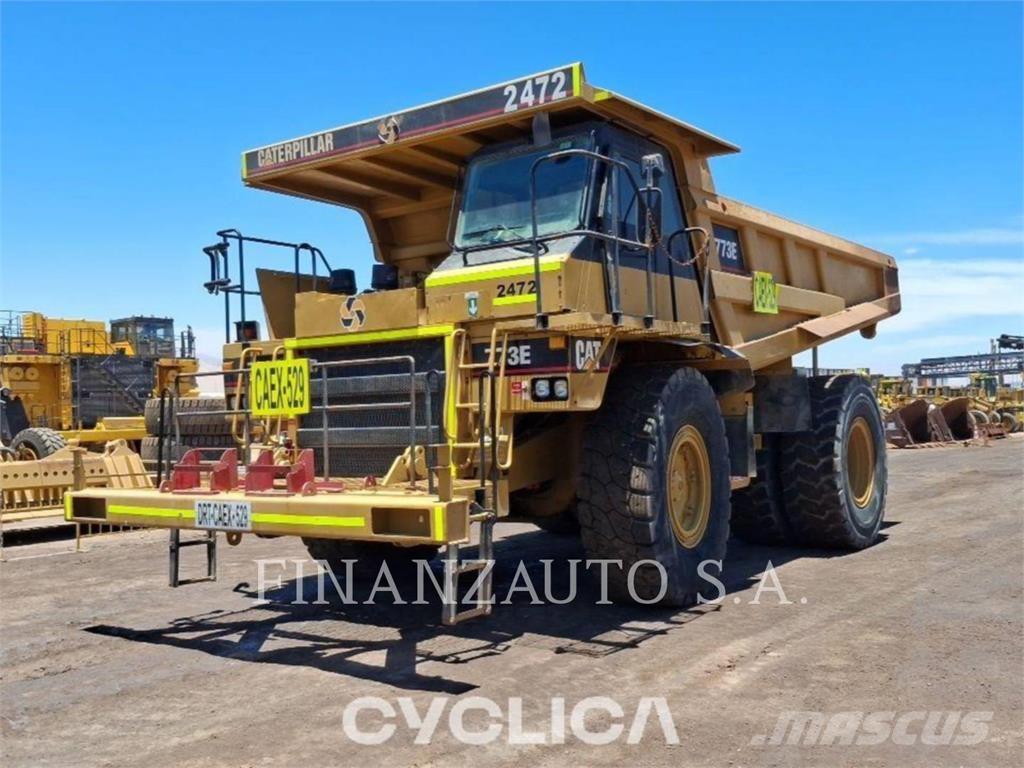 CAT 773E ساحبات مفصلية