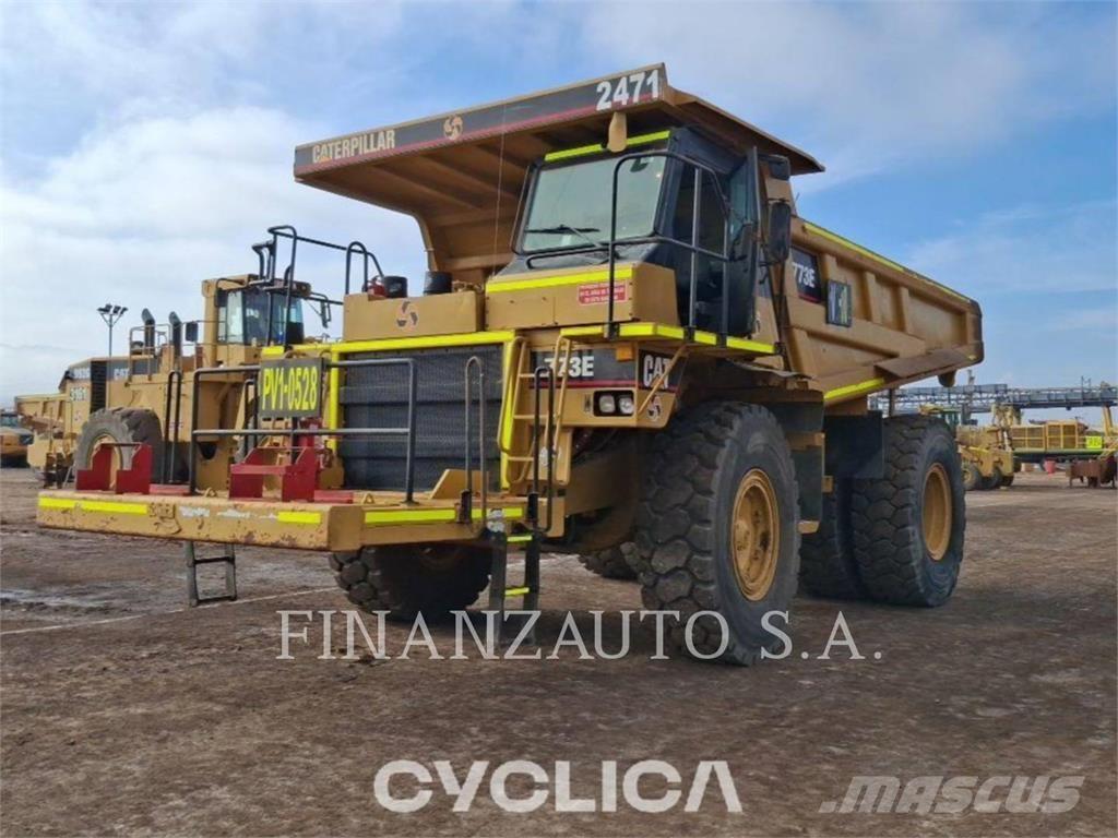 CAT 773E ساحبات مفصلية