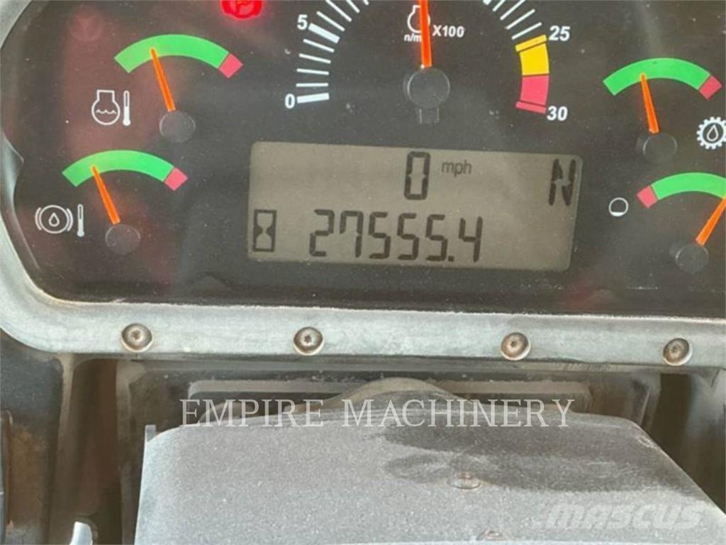 CAT 773F ساحبات مفصلية
