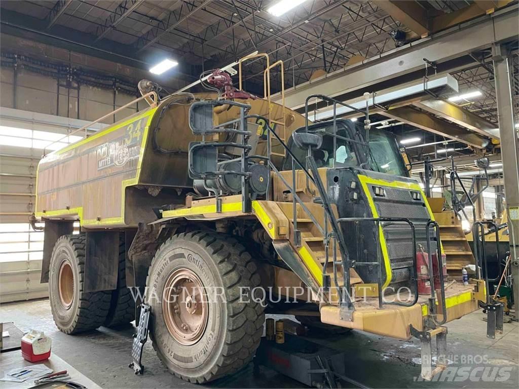 CAT 773F WT صهاريج مياه