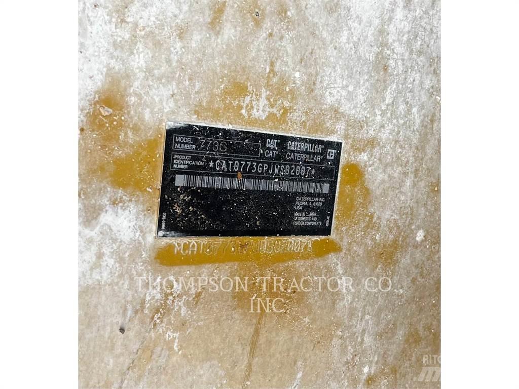 CAT 773G ساحبات مفصلية