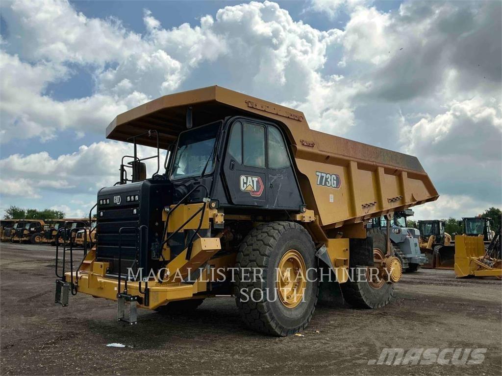 CAT 773G ساحبات مفصلية