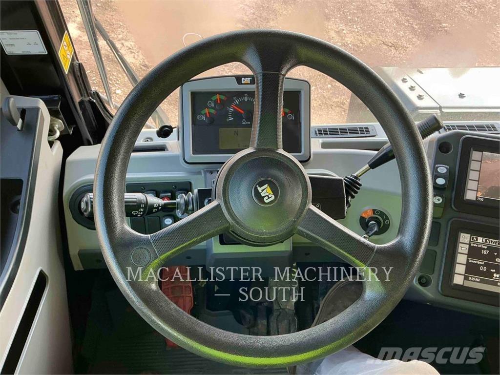 CAT 773G ساحبات مفصلية