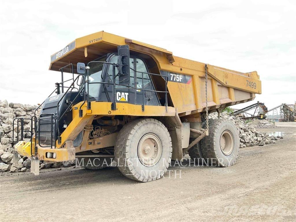 CAT 775F ساحبات مفصلية