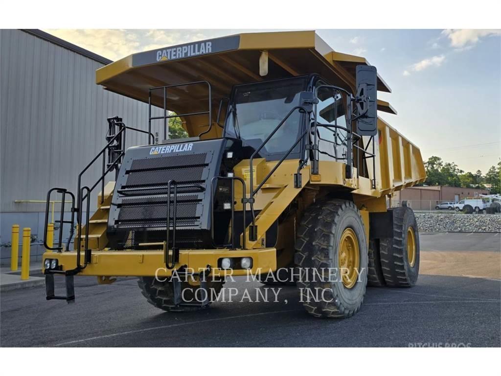 CAT 775F RBLD ساحبات مفصلية