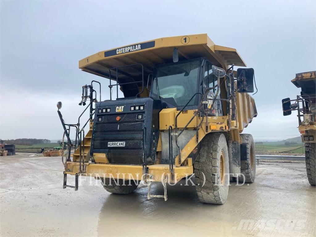 CAT 775G ساحبات مفصلية