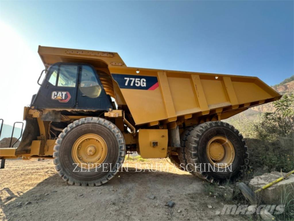 CAT 775G ساحبات مفصلية