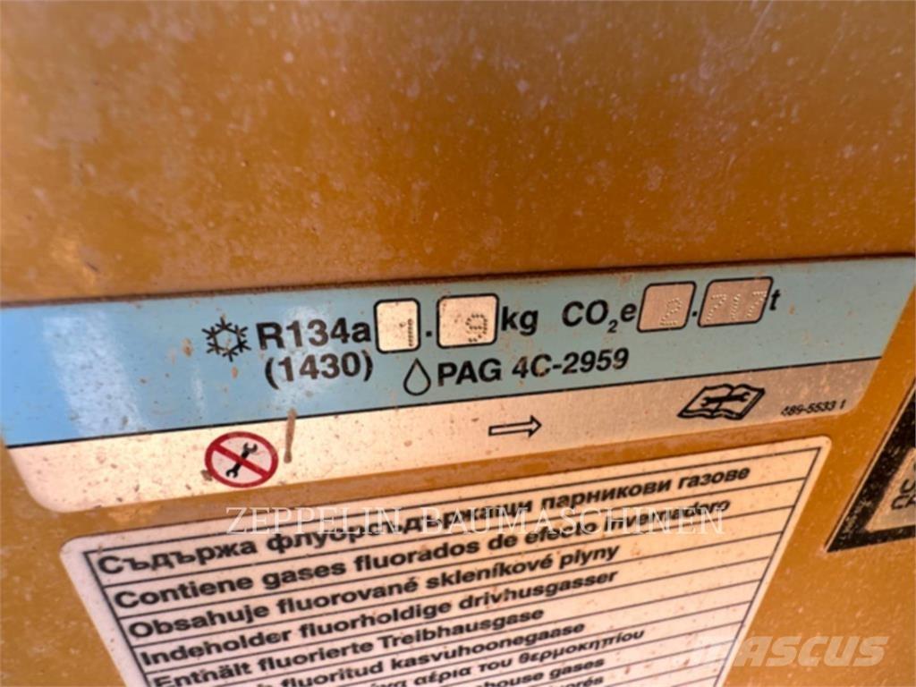 CAT 775G ساحبات مفصلية
