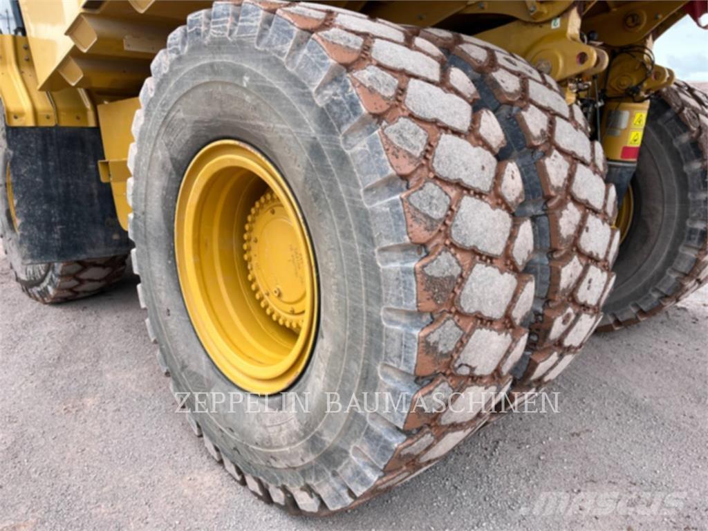 CAT 775G ساحبات مفصلية
