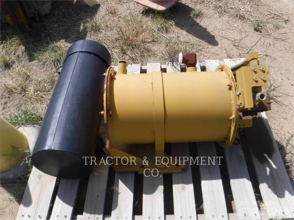 CAT 777F ساحبات مفصلية