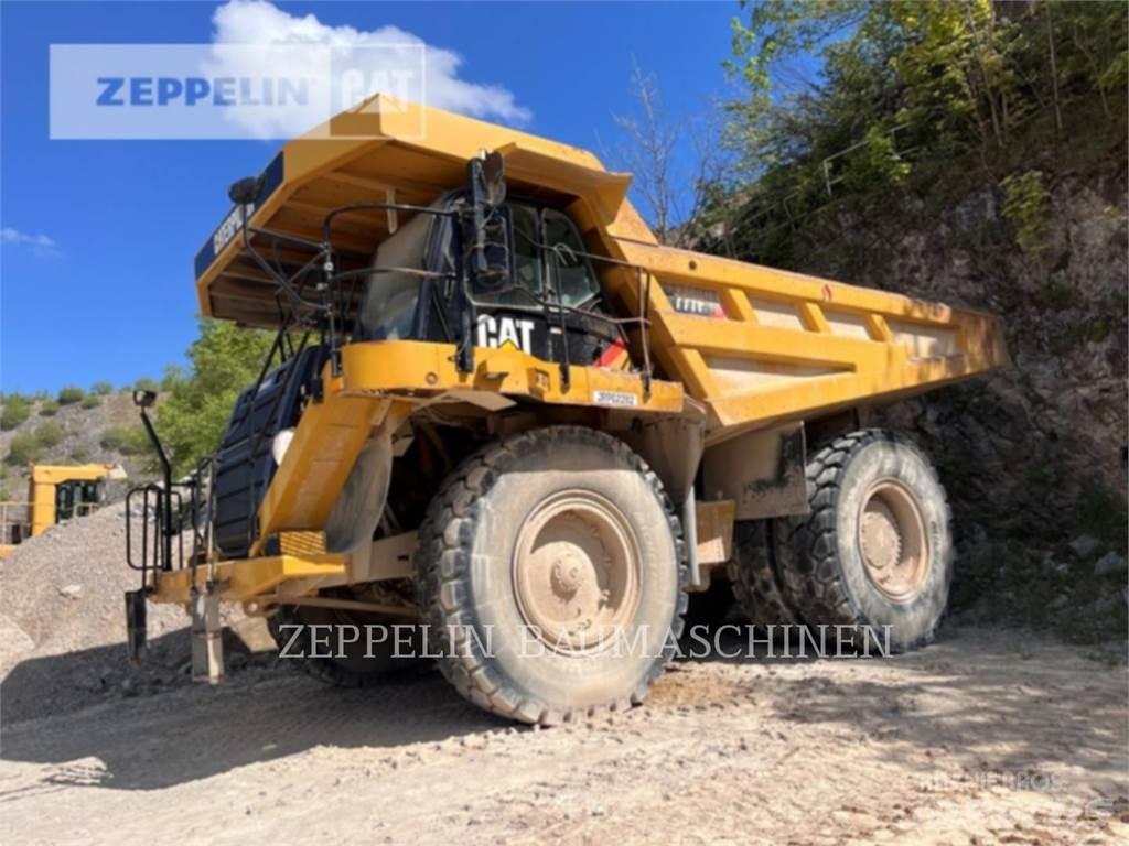 CAT 777F ساحبات مفصلية