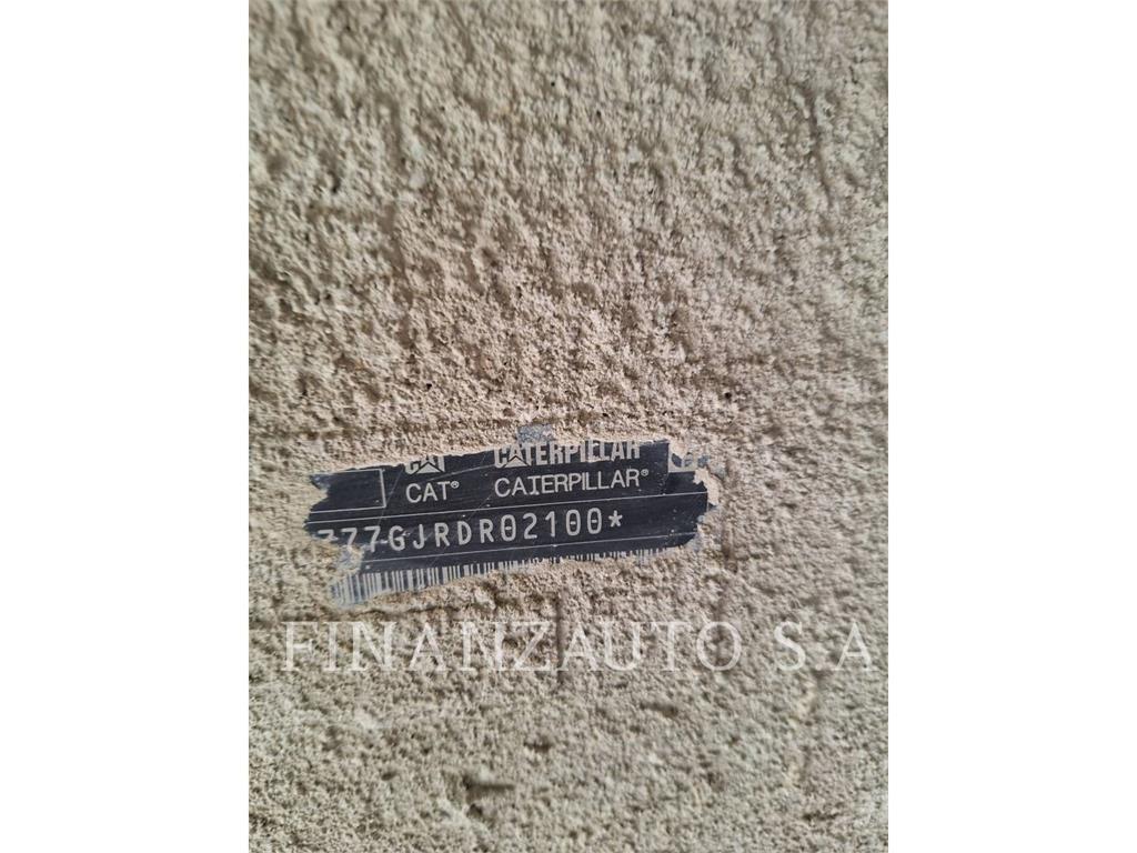 CAT 777G ساحبات مفصلية