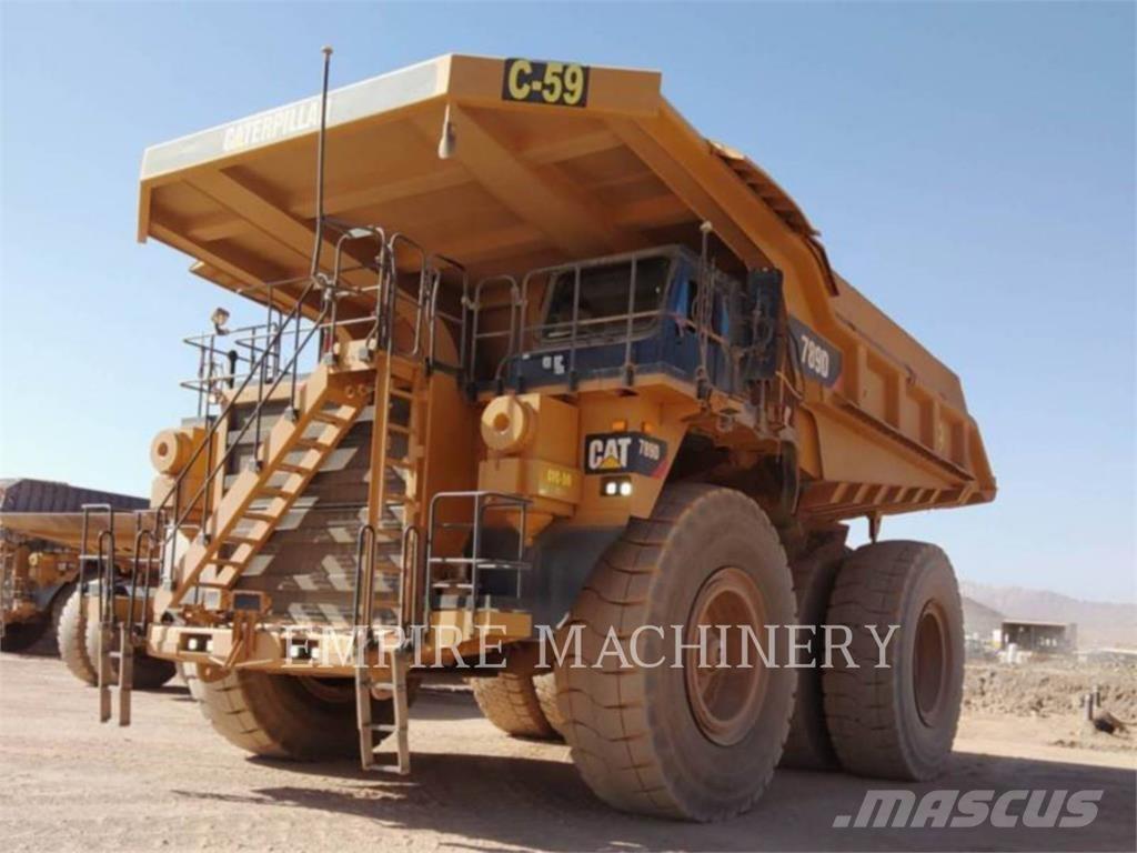 CAT 789D ساحبات مفصلية