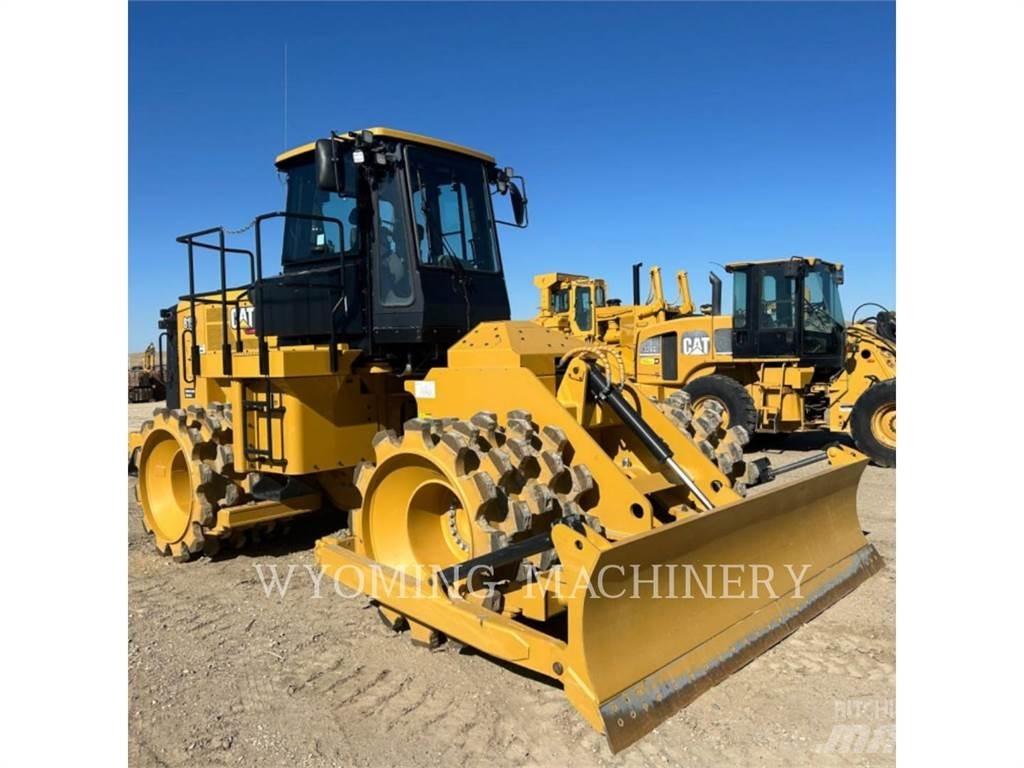 CAT 815 كاشطات