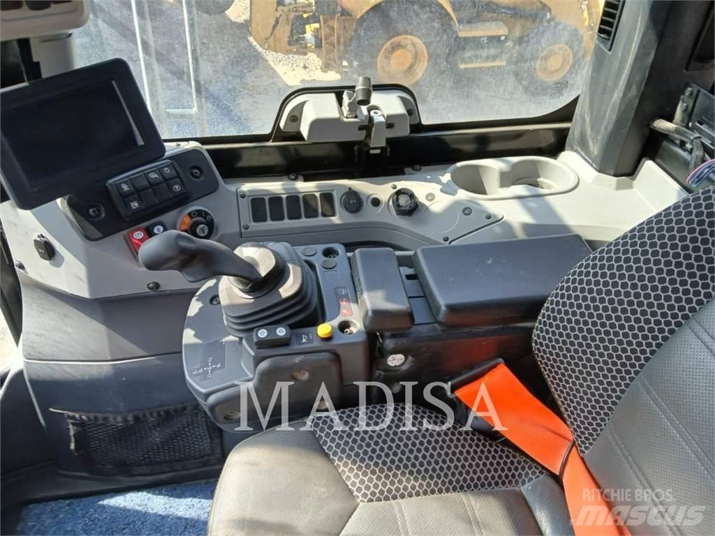 CAT 815 ضاغطات التربة