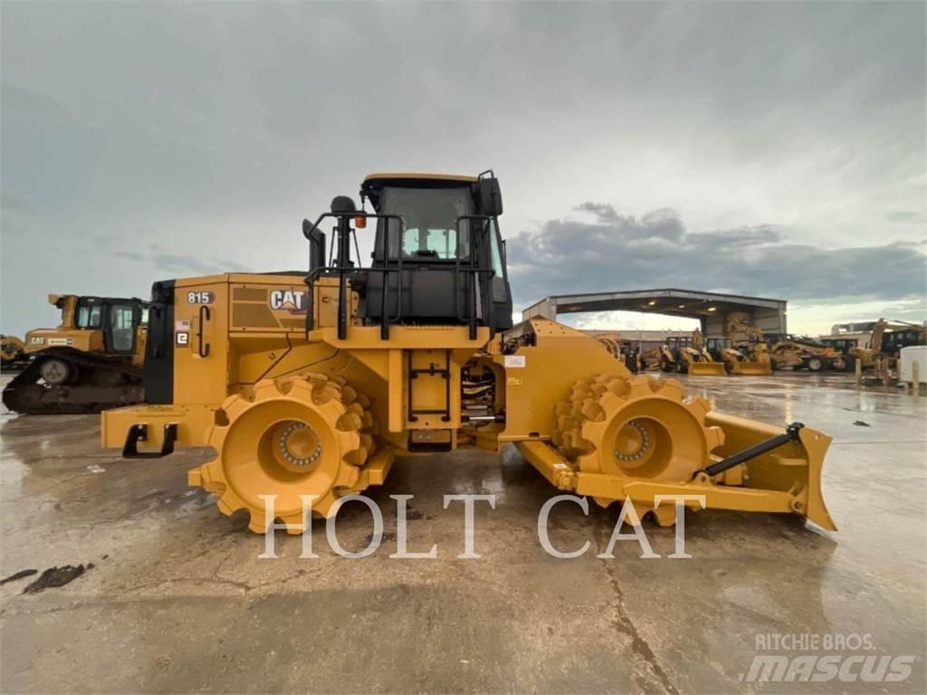 CAT 815 ضاغطات التربة