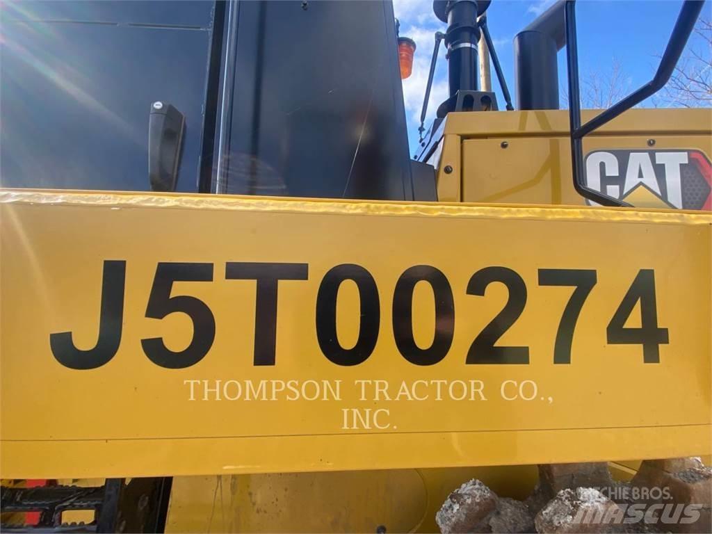 CAT 815 ضاغطات التربة