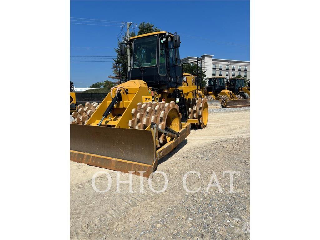 CAT 815 ضاغطات التربة