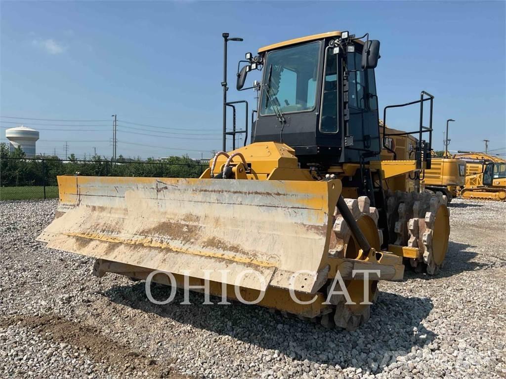 CAT 815 ضاغطات التربة