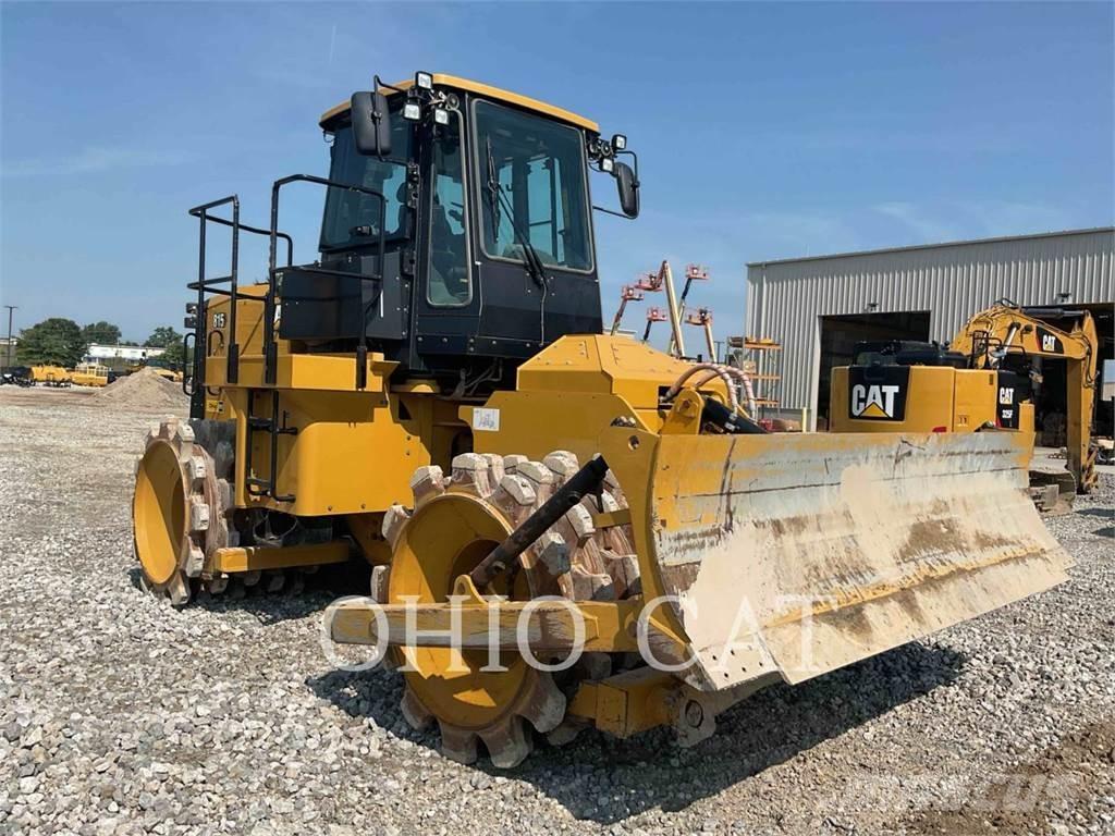CAT 815 ضاغطات التربة