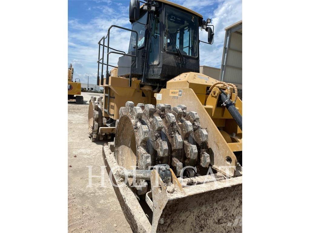 CAT 815 ضاغطات التربة