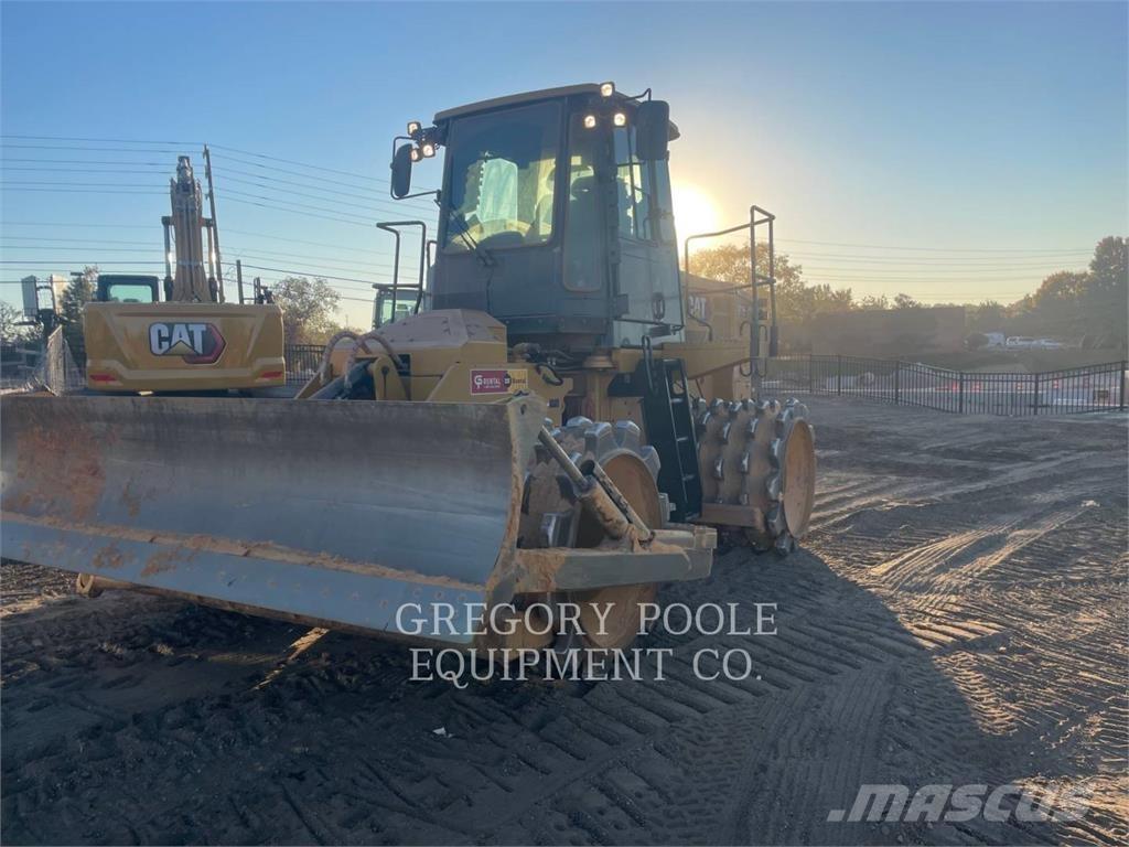 CAT 815-11 ضاغطات التربة