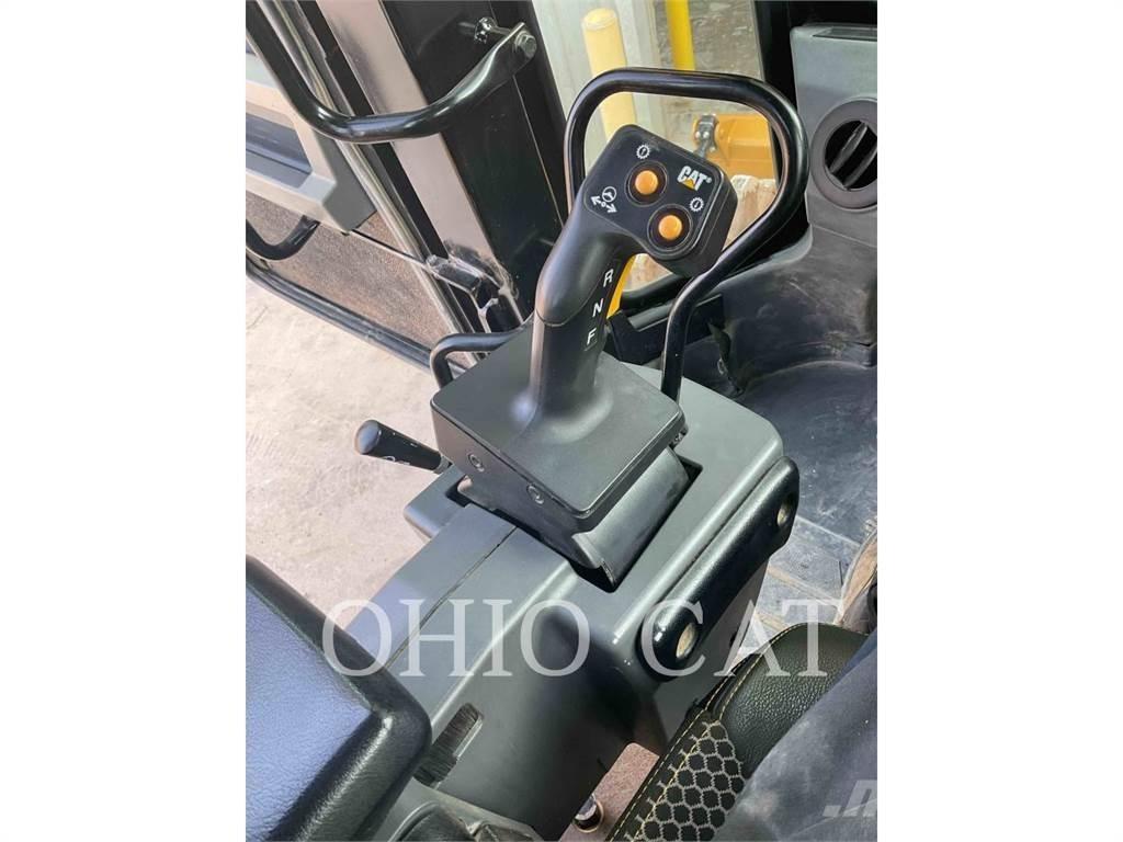 CAT 815 11A بلدوزرات بعجلات