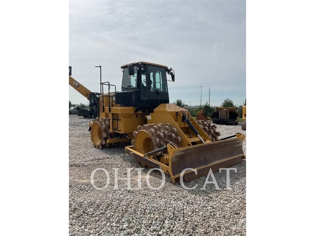 CAT 815 11A بلدوزرات بعجلات