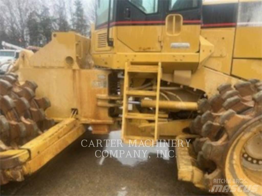CAT 815F بلدوزرات بعجلات
