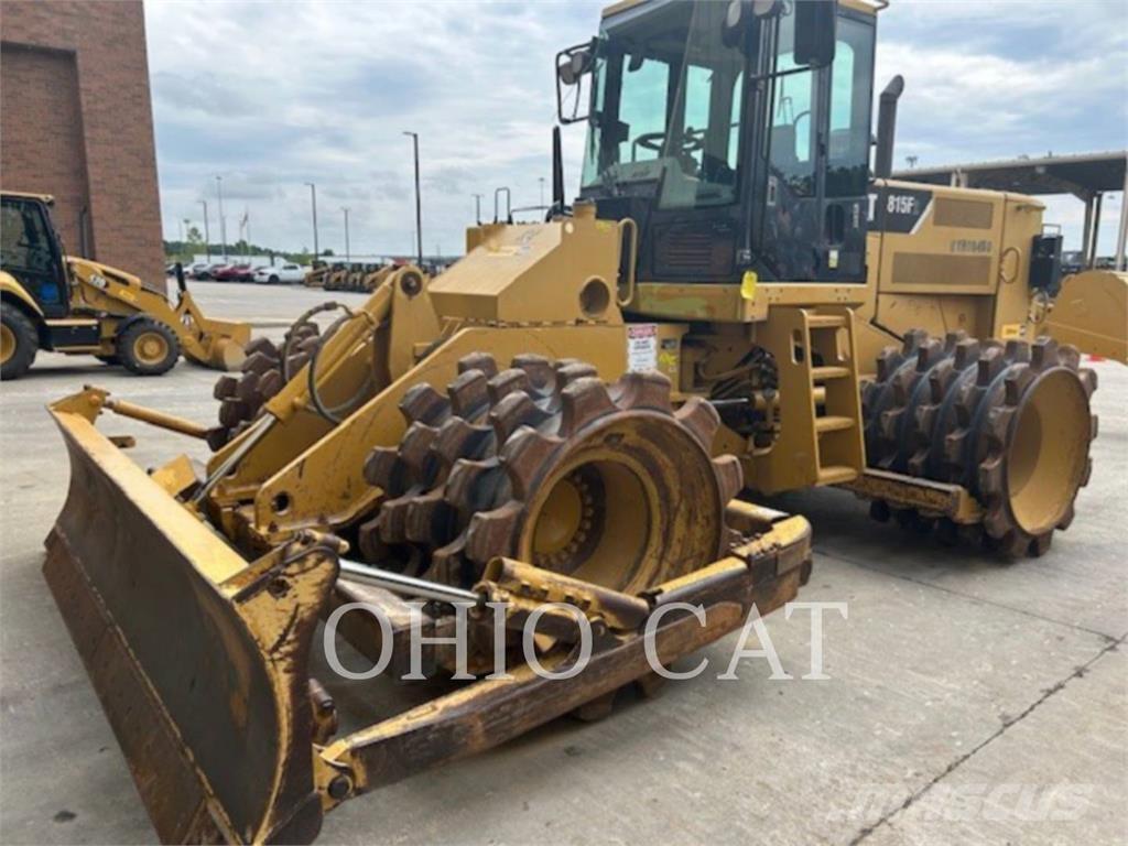 CAT 815F2 ضاغطات التربة