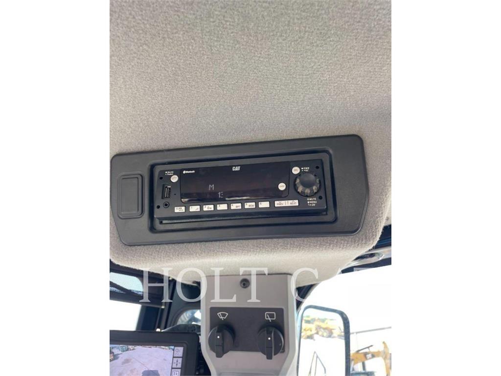CAT 825 ضاغطات التربة