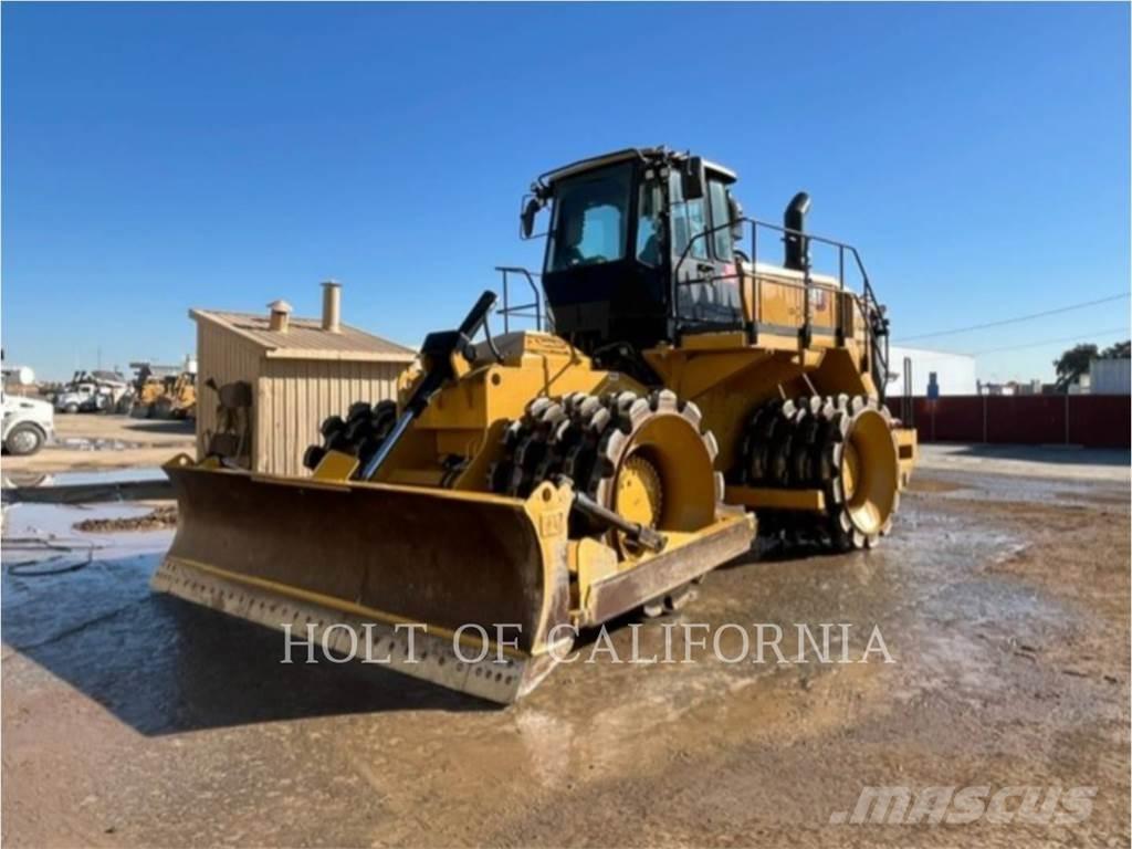 CAT 825K ضاغطات التربة