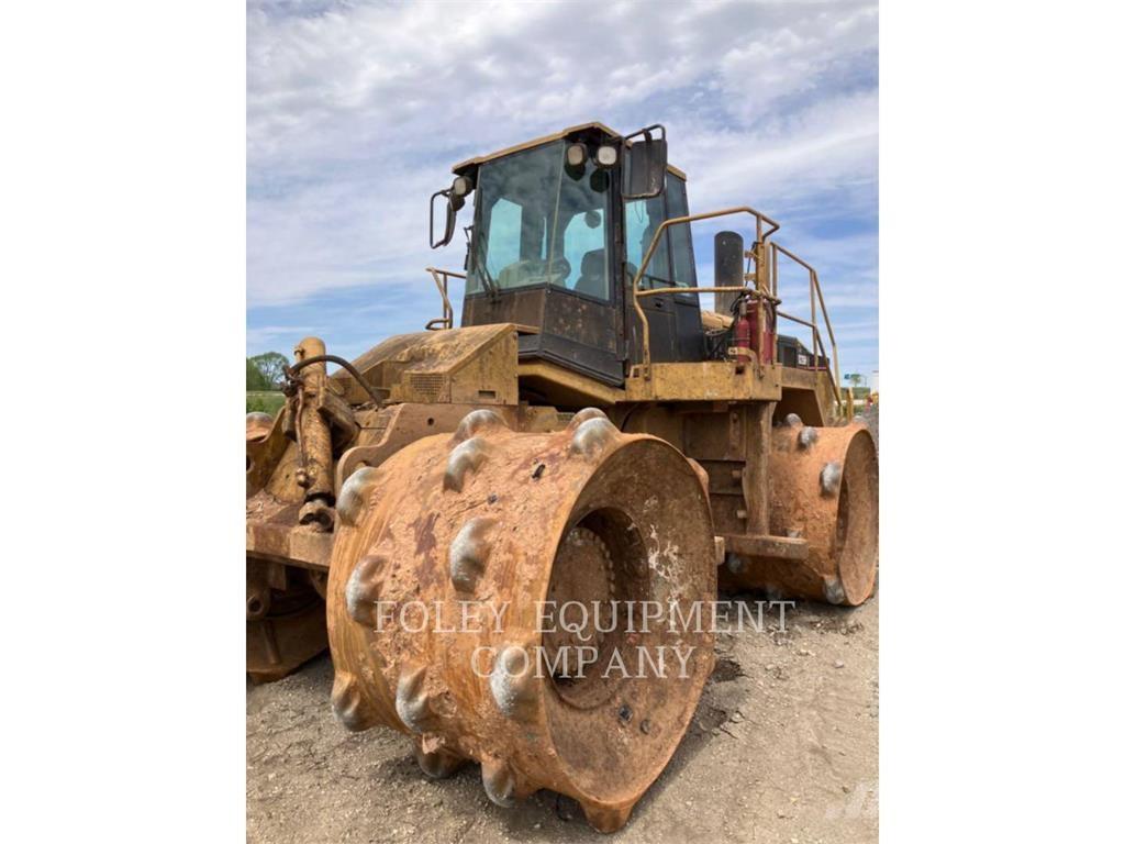 CAT 826H ضاغطات التربة