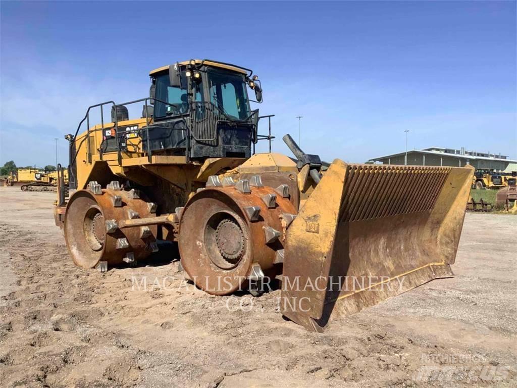 CAT 826K ضاغطات التربة