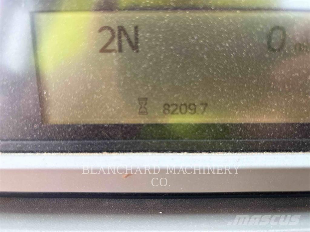 CAT 826K ضاغطات التربة