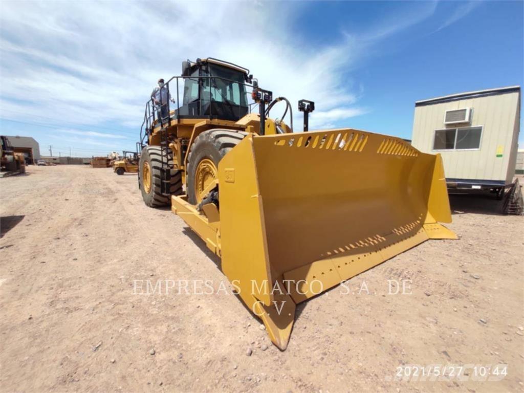 CAT 834KLRC بلدوزرات بعجلات