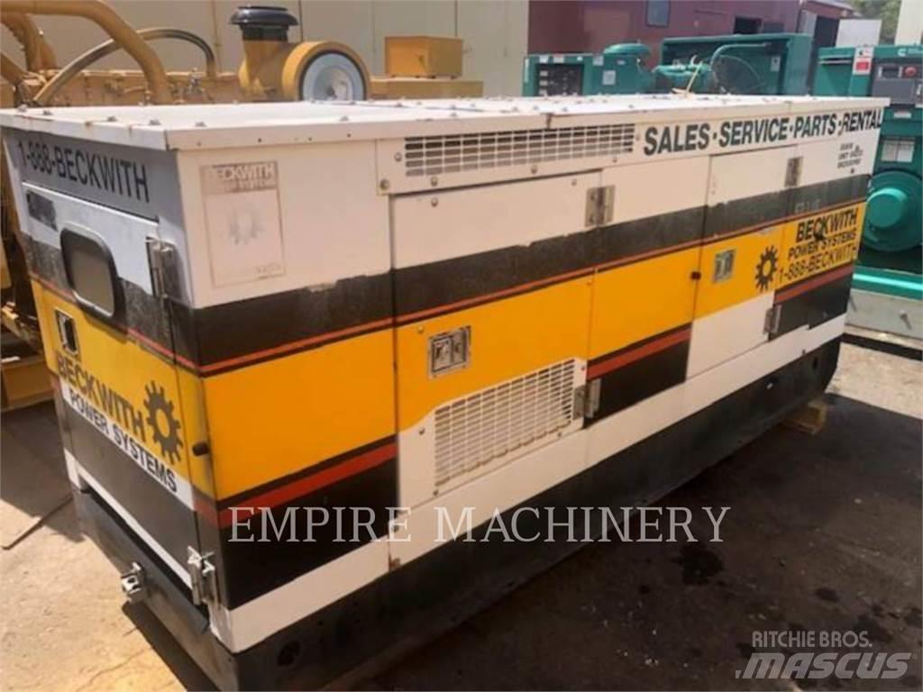 CAT 88KW مولدات ديزل