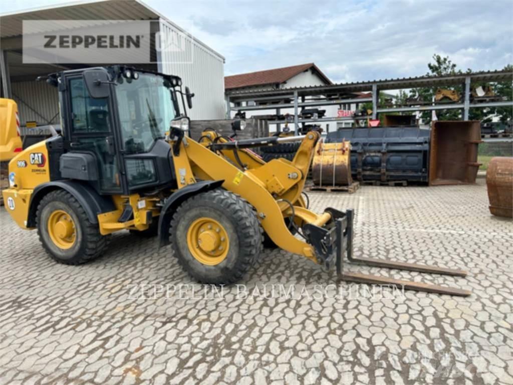 CAT 906-14 لوادر بعجل