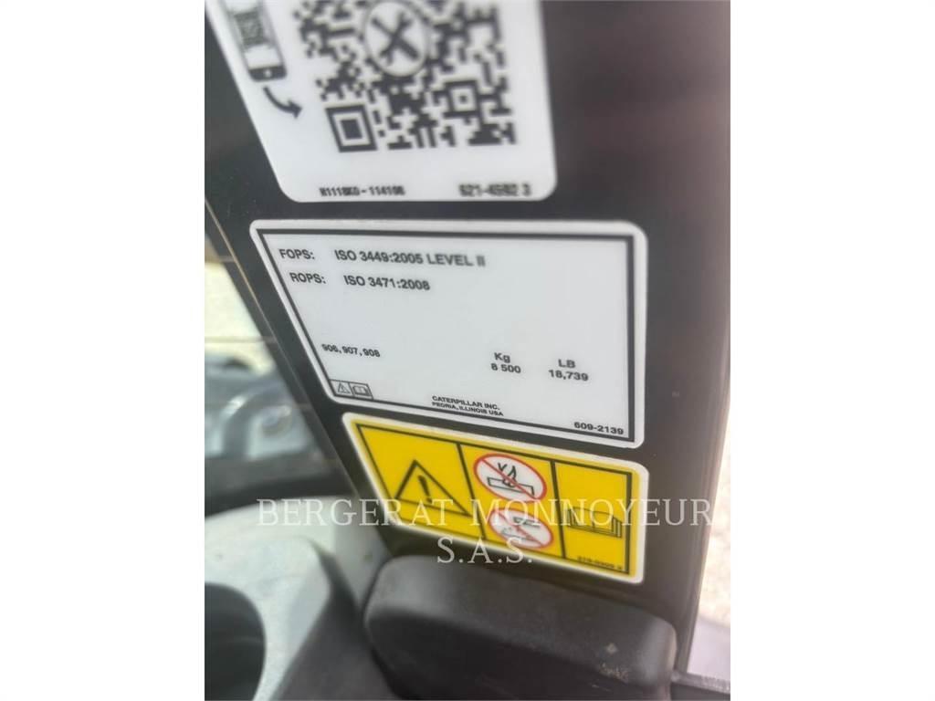 CAT 908 لوادر بعجل