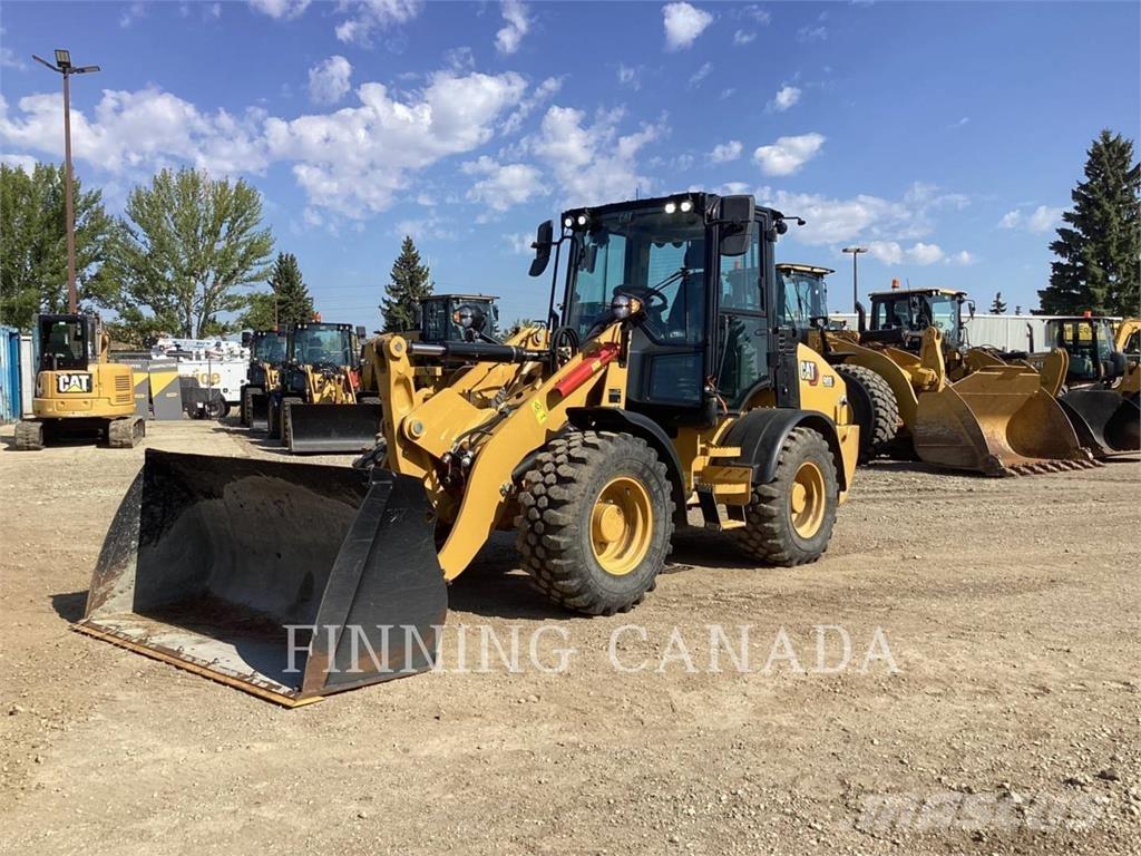 CAT 908 لوادر بعجل