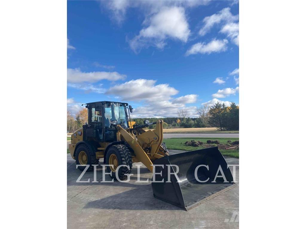 CAT 908 لوادر بعجل