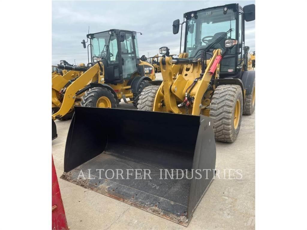 CAT 908-14 لوادر بعجل