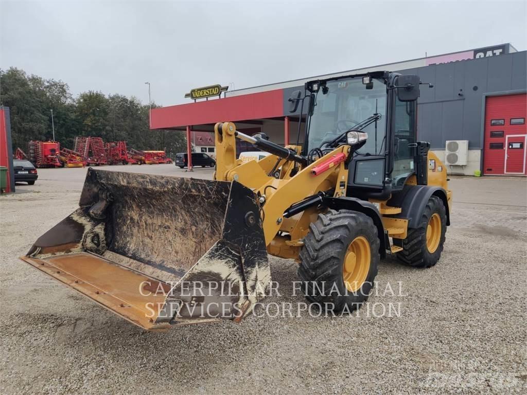 CAT 908-14 لوادر بعجل