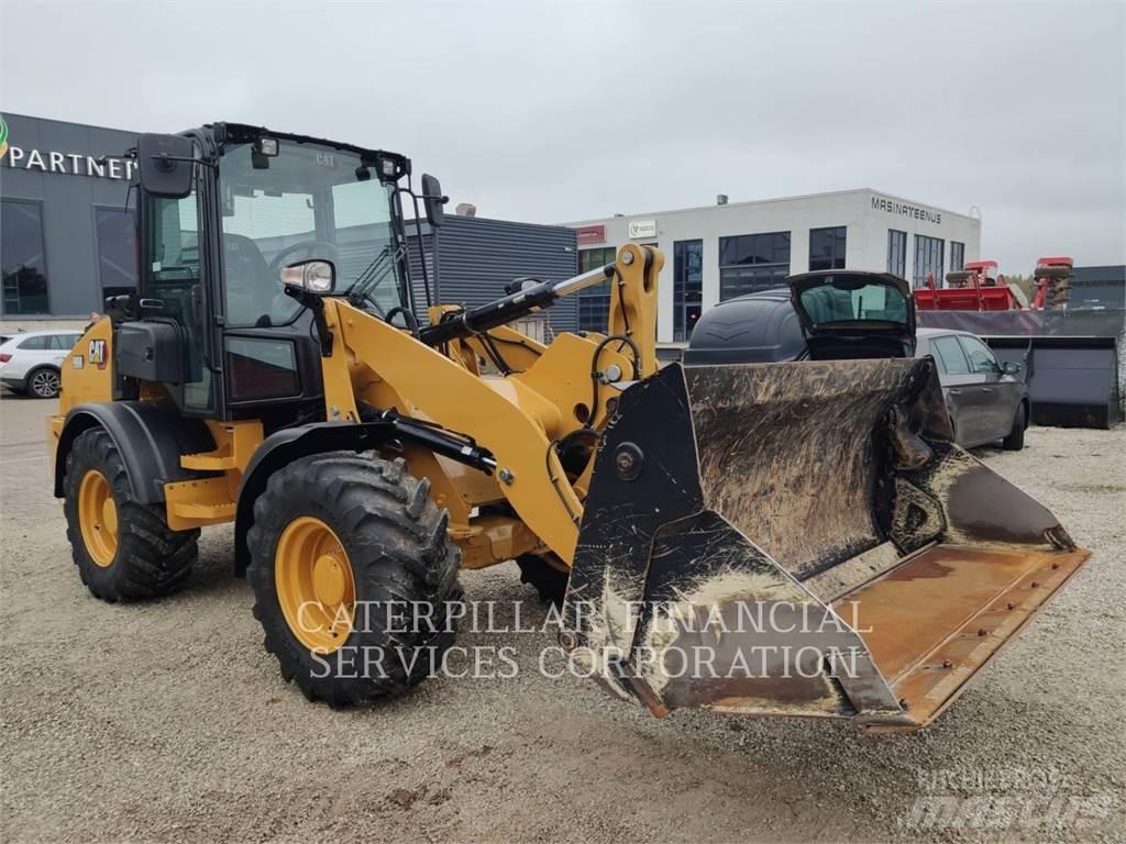 CAT 908-14 لوادر بعجل