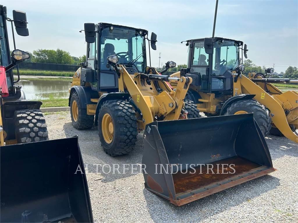 CAT 908-14 لوادر بعجل